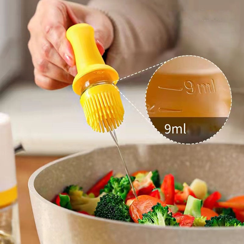 Kal | Glass Olive Oil Spray Bottle with Silicone Brush - sepolia shop